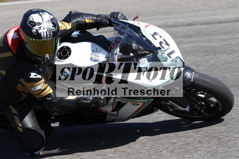 /Archiv-2025/48 25.08.2025 Cornu Master School ADR/rot-rouge/123